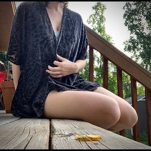 Sun & Shadow Velvet Kimono